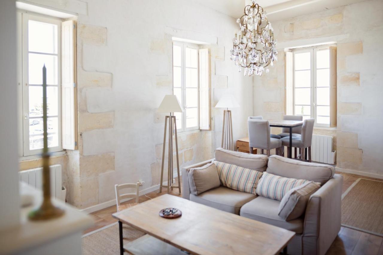 Saint-Martin-de-Ré XVIII Century Gem With Magnificent Views Of The Harbour With A Private Garage 아파트 외부 사진